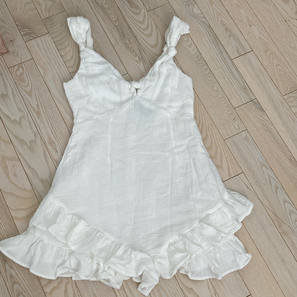 Selfie Leslie White Chemise with Lace and Ruffles